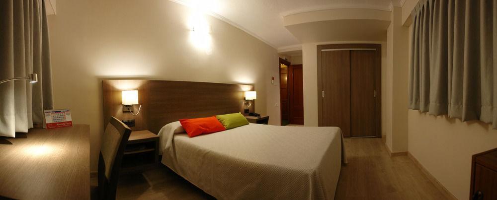 Hotel Avenida Plaza อัลซีรา ภายนอก รูปภาพ