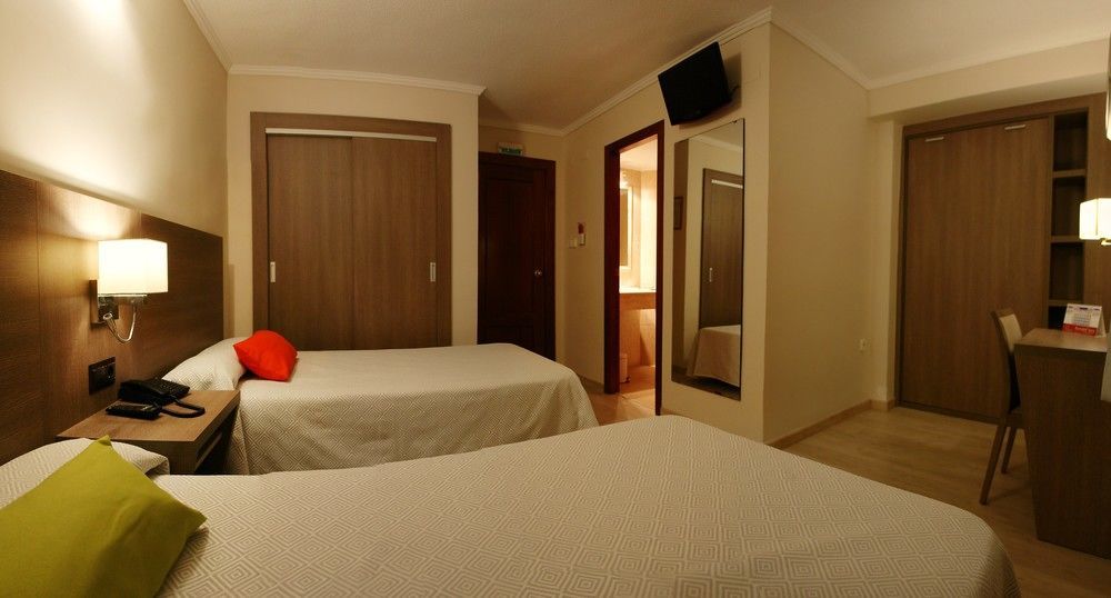 Hotel Avenida Plaza อัลซีรา ภายนอก รูปภาพ